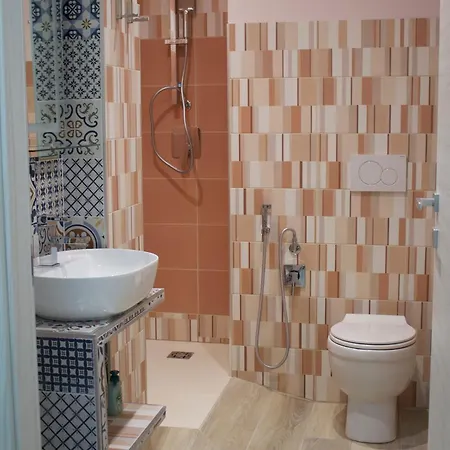 H2ome Bolzaneto, 2 Con Wi-fi E Aria Condizionata アパート