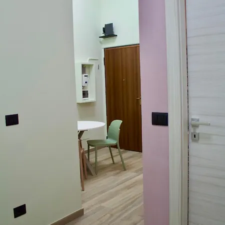 H2Ome Bolzaneto, Appartamento 2 Camere Con Wi-Fi E Aria Condizionata