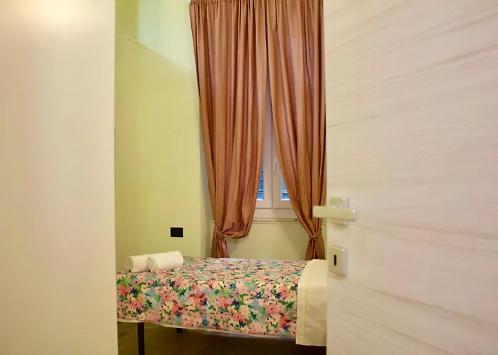 H2ome Bolzaneto, 2 Con Wi-fi E Aria Condizionata Lejlighed Genova