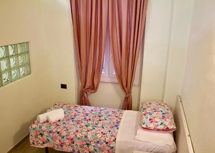 H2ome Bolzaneto, 2 Con Wi-fi E Aria Condizionata * Genova