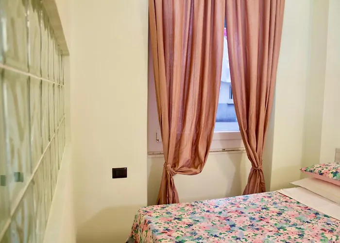 H2ome Bolzaneto, 2 Con Wi-fi E Aria Condizionata Lejlighed *