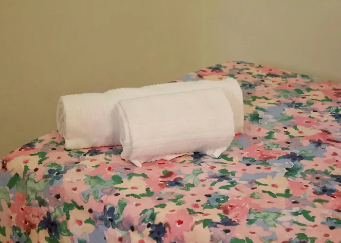 Lejlighed H2ome Bolzaneto, 2 Con Wi-fi E Aria Condizionata Genova