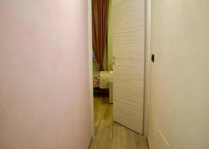 H2ome Bolzaneto, 2 Con Wi-fi E Aria Condizionata Lejlighed Genova