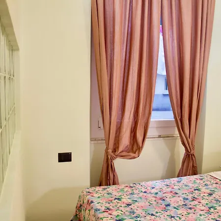 H2ome- Bolzaneto 2 Wifi Ac Apartment *